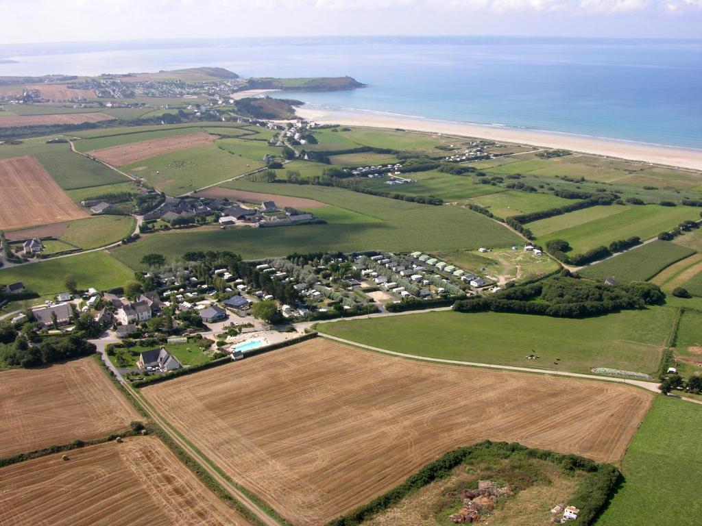 Vacancéole - Résidence Les Terrasses de Pentrez-Plage Exterior foto